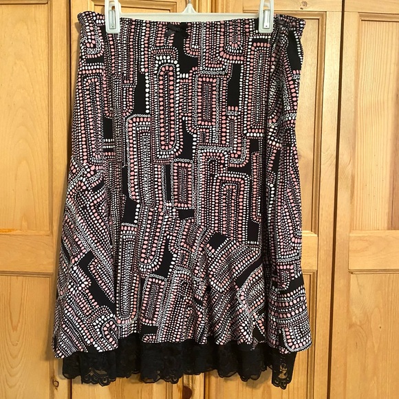 Rampage Black Pink White Polka Dot/ Geometric Print Lace Trim Skirt Sz S - Picture 1 of 10
